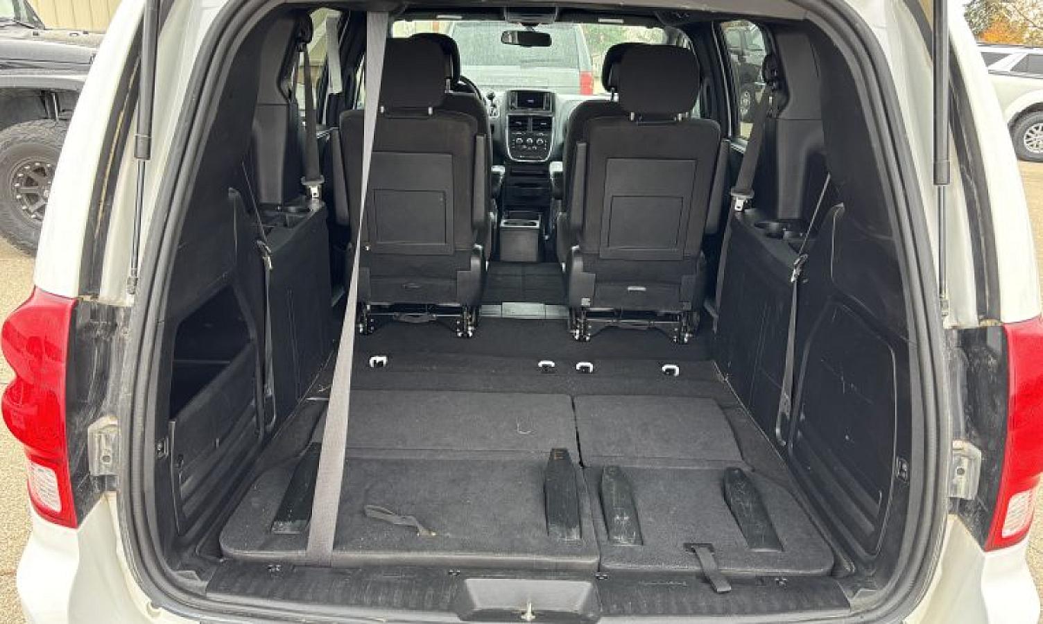 2018 Dodge Grand Caravan SE - Image 7