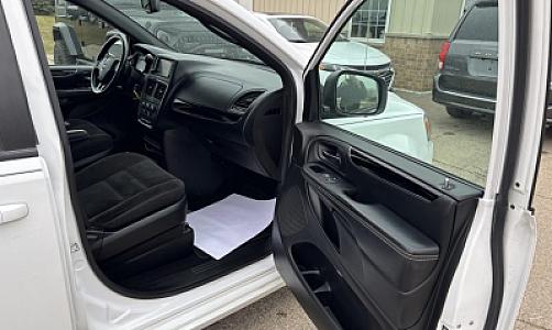 2018 Dodge Grand Caravan SE - Thumbnail 16