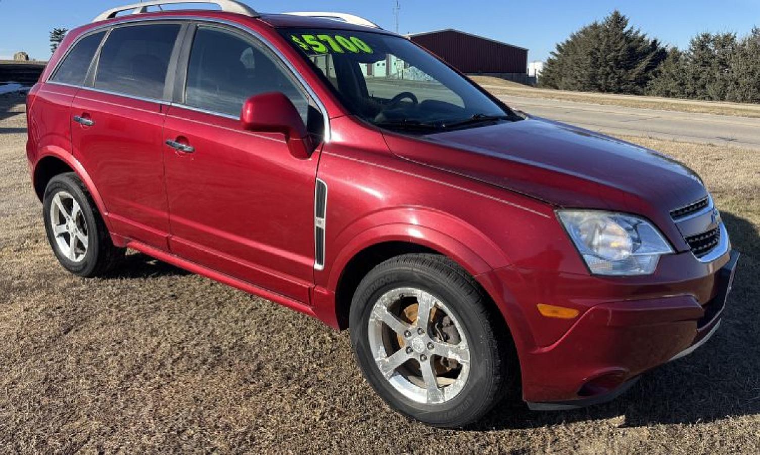 2013 Chevrolet Captiva LT - Image 1