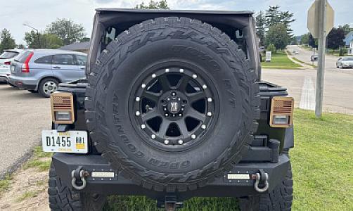 2008 Jeep Wrangler Unlimited Sahara - Thumbnail 3