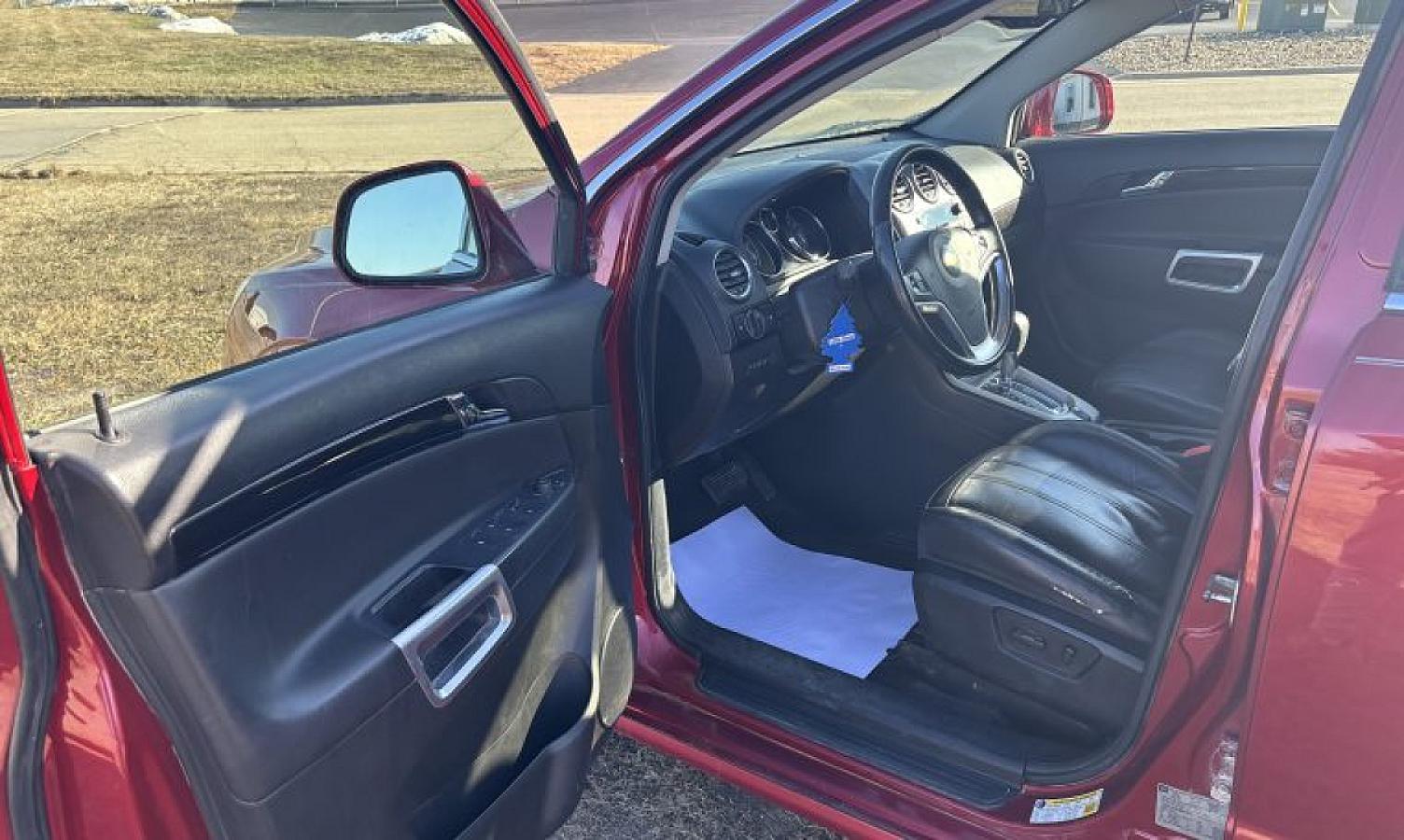 2013 Chevrolet Captiva LT - Image 6