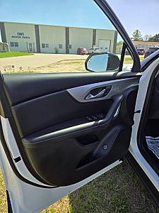 2023 Chevrolet Blazer LT - Thumbnail 6