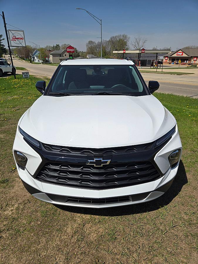 2023 Chevrolet Blazer LT - Image 3