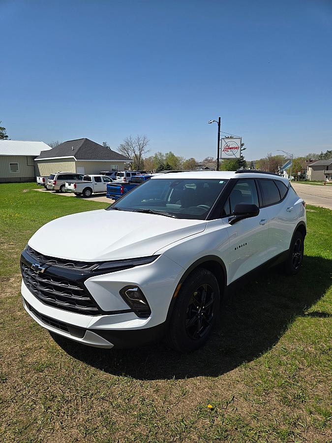 2023 Chevrolet Blazer LT - Image 2