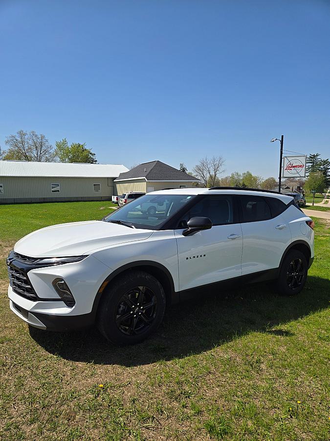 2023 Chevrolet Blazer LT - Image 4