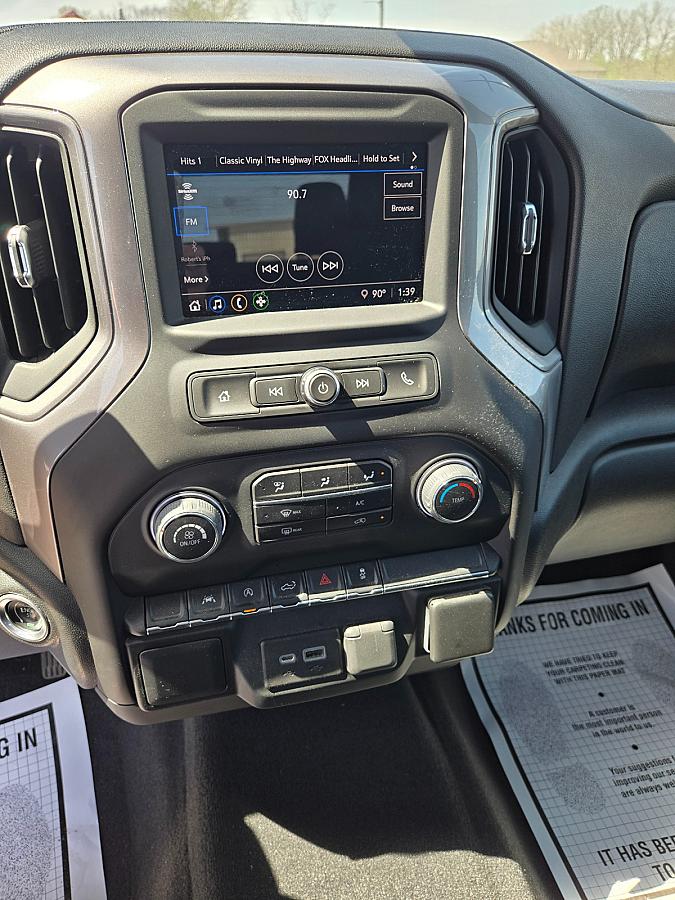 2022 Chevrolet Silverado 1500 Custom - Image 17