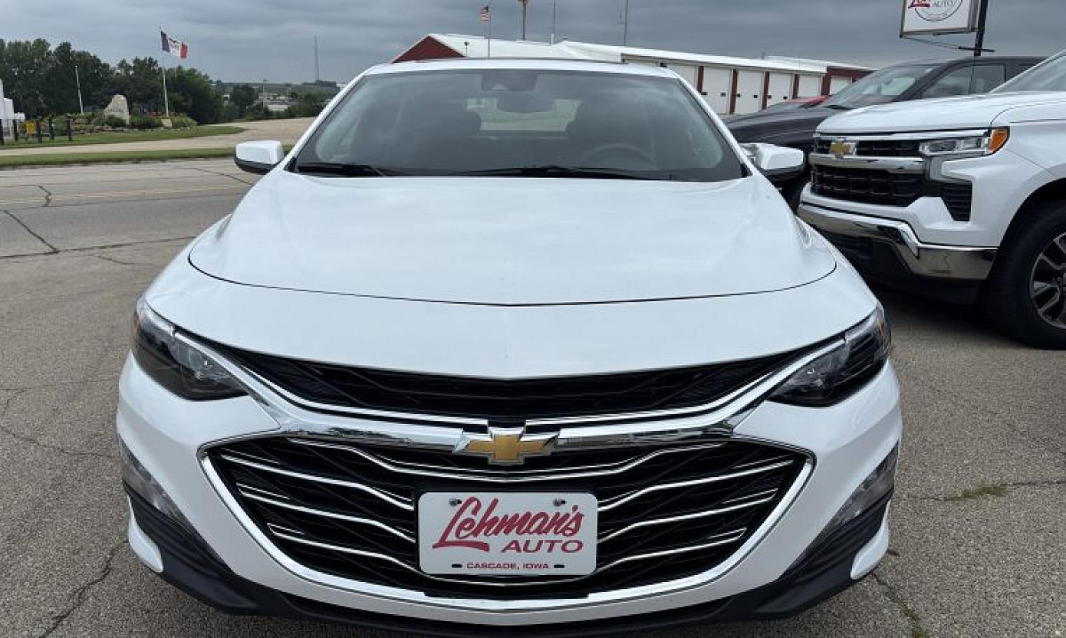 2024 Chevrolet Malibu LT - Image 1