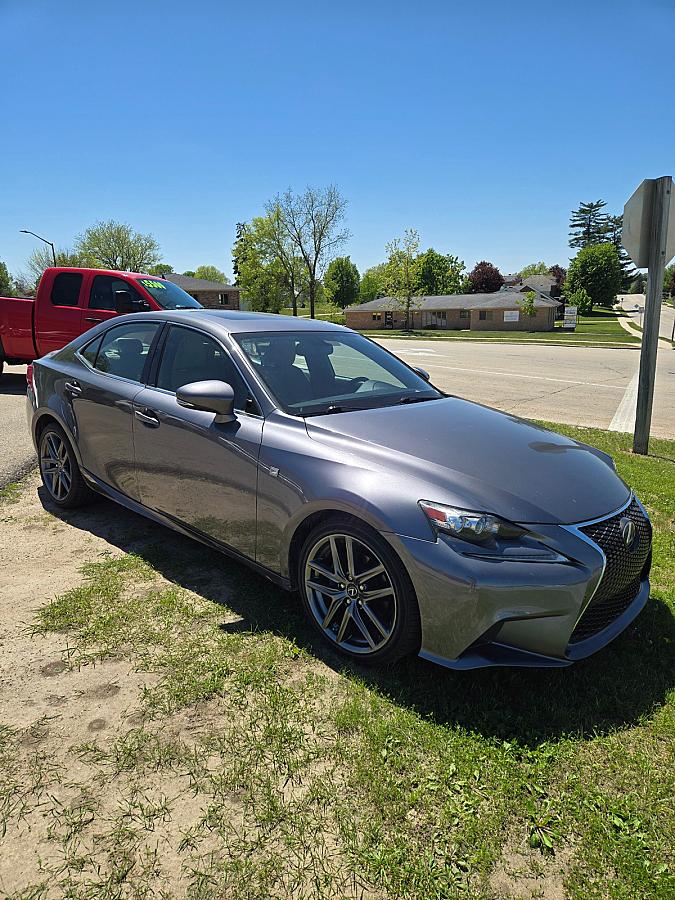2014 Lexus IS2050 AWD - Image 3