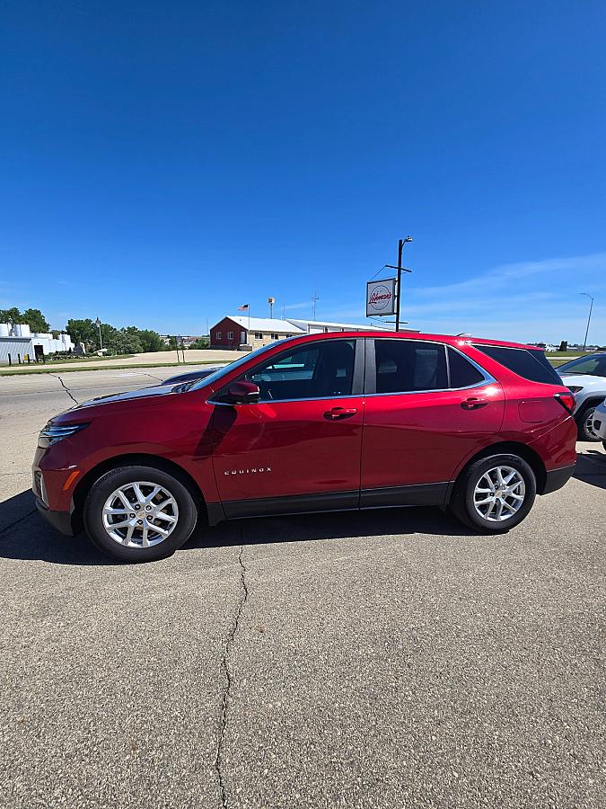 2024 Chevrolet Equinox - Image 3