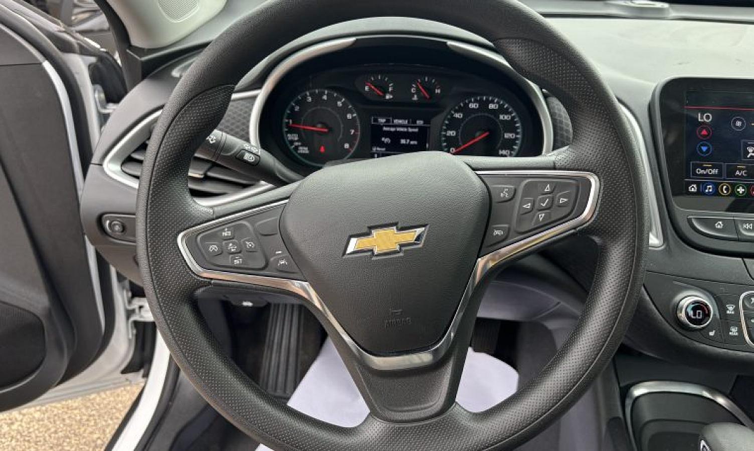 2024 Chevrolet Malibu LT - Image 8