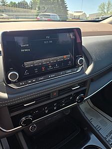 2023 Nissan Rogue - Thumbnail 13