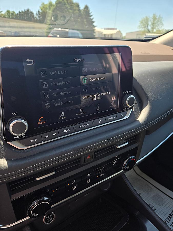 2023 Nissan Rogue - Image 14