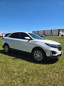 2022 Chevrolet Equinox - Thumbnail 3