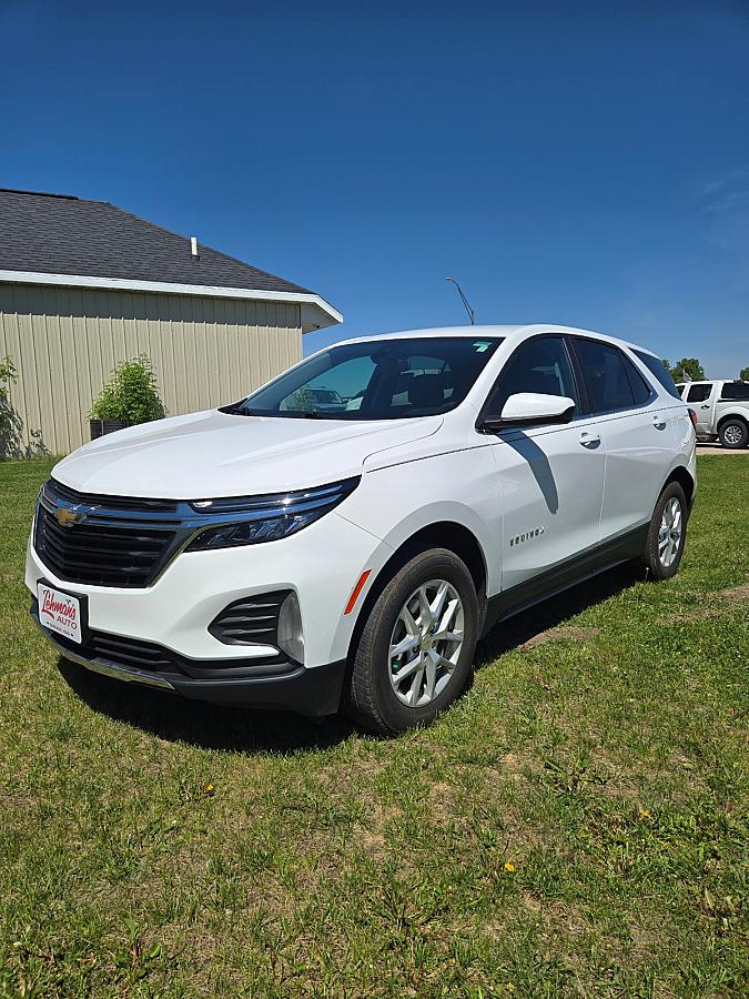 2022 Chevrolet Equinox - Image 2