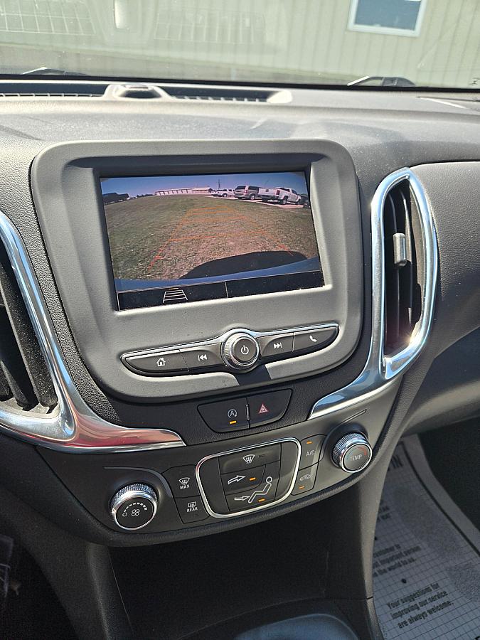 2022 Chevrolet Equinox - Image 12
