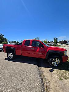 2011 Chevrolet Silverado 1500 LT - Thumbnail 4