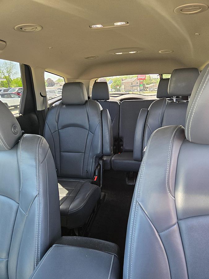 2020 Buick  Enclave Premium - Image 15