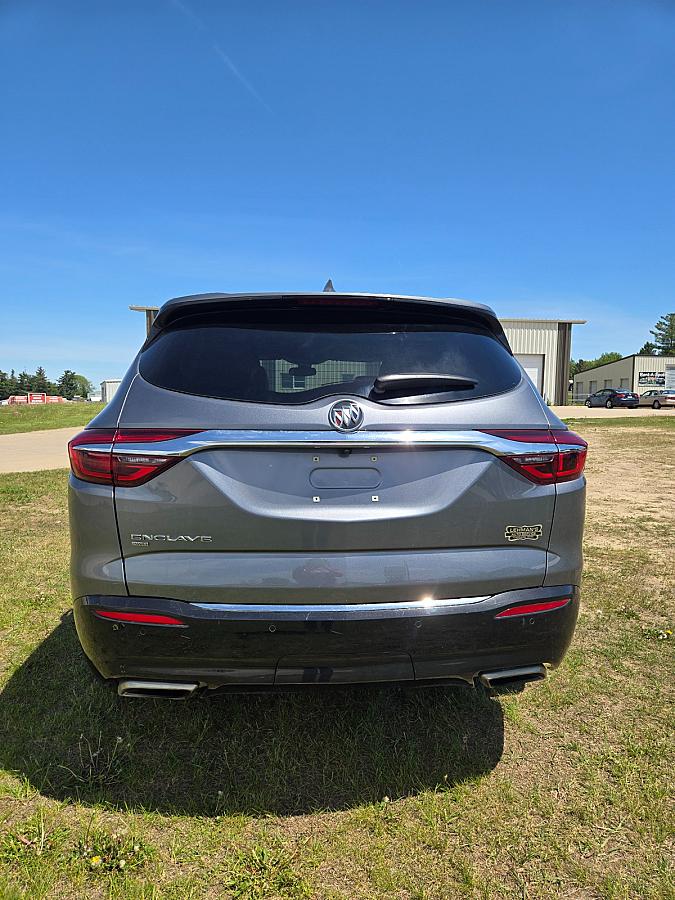 2020 Buick  Enclave Premium - Image 20