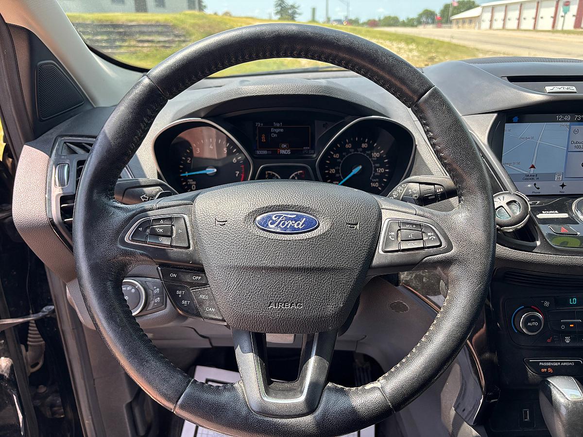 2017 Ford Escape Titanium - Image 8