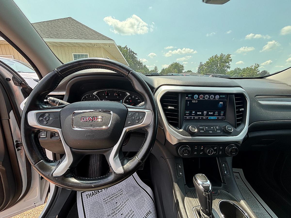 2019 GMC Acadia SLT-1 - Image 7