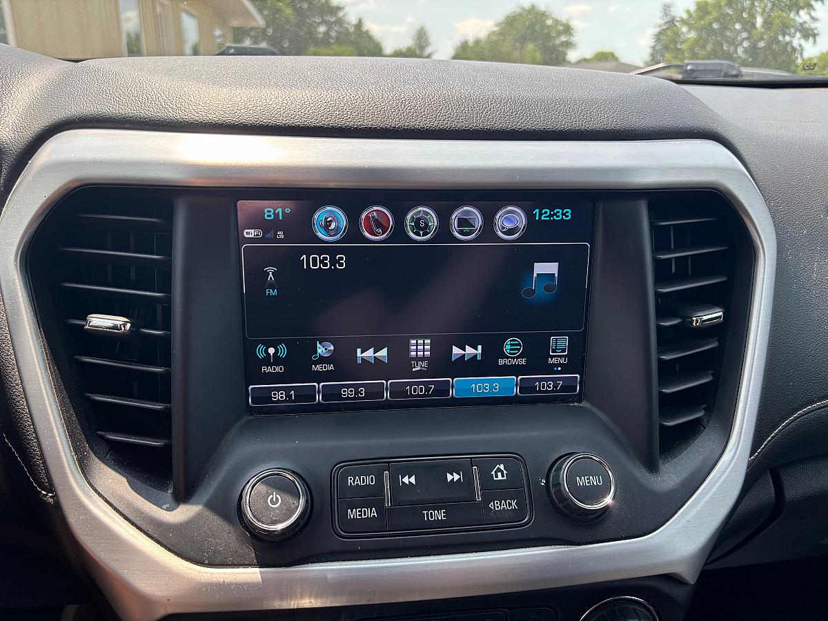 2019 GMC Acadia SLT-1 - Image 11