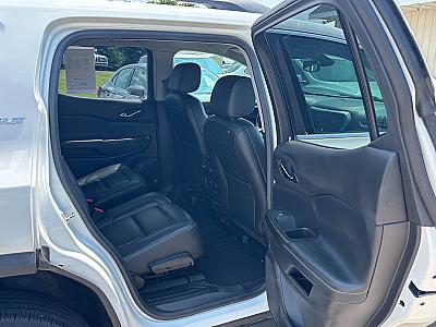 2019 GMC Acadia SLT-1 - Thumbnail 15