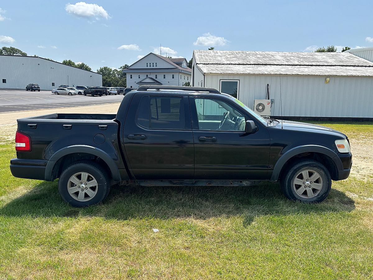 2007 Ford Explorer Sport Trac XLT - Image 3
