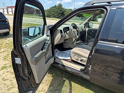 2007 Ford Explorer Sport Trac XLT - Thumbnail 5