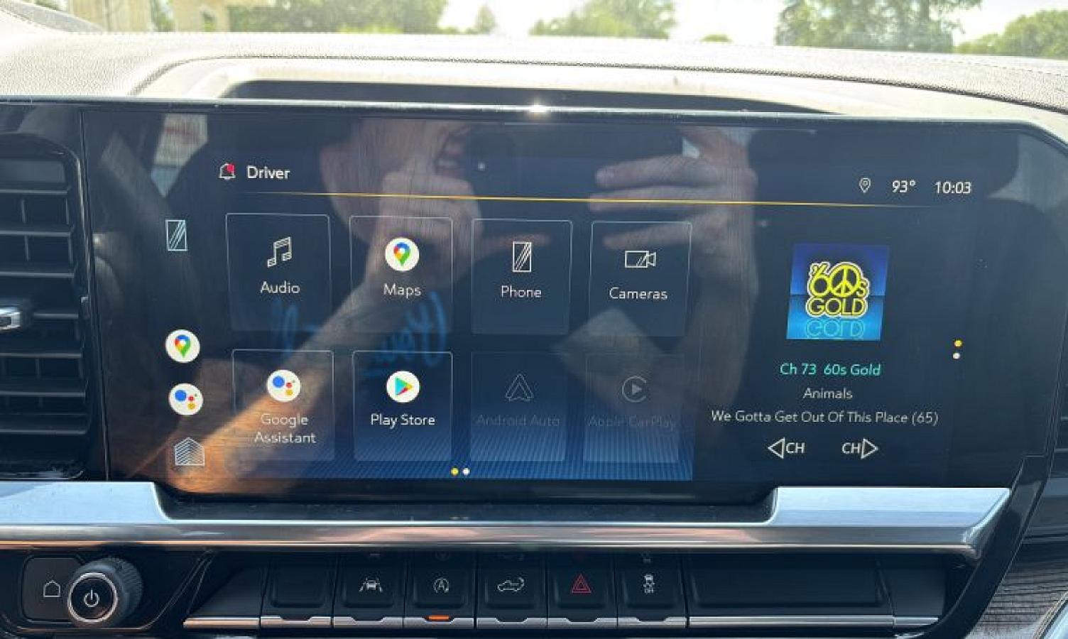 2022 Chevrolet Silverado LT - Image 13