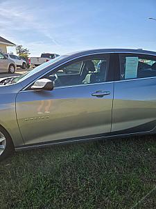 2025 Chevrolet Malibu LT - Thumbnail 3