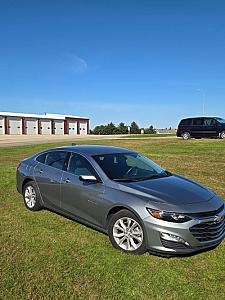 2025 Chevrolet Malibu LT - Thumbnail 4