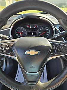 2025 Chevrolet Malibu LT - Thumbnail 17