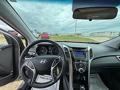 2015 Hyundai Elantra GT Base - Thumbnail 7