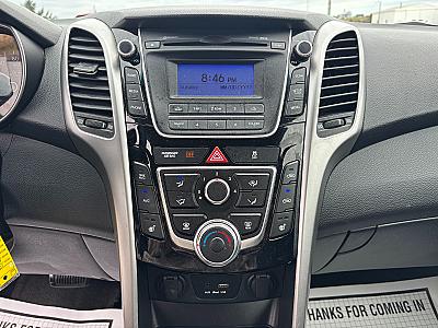 2015 Hyundai Elantra GT Base - Thumbnail 9