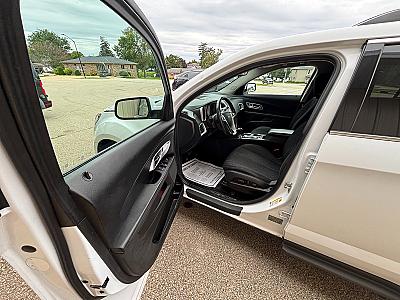 2016 Chevrolet Equinox LT - Thumbnail 6