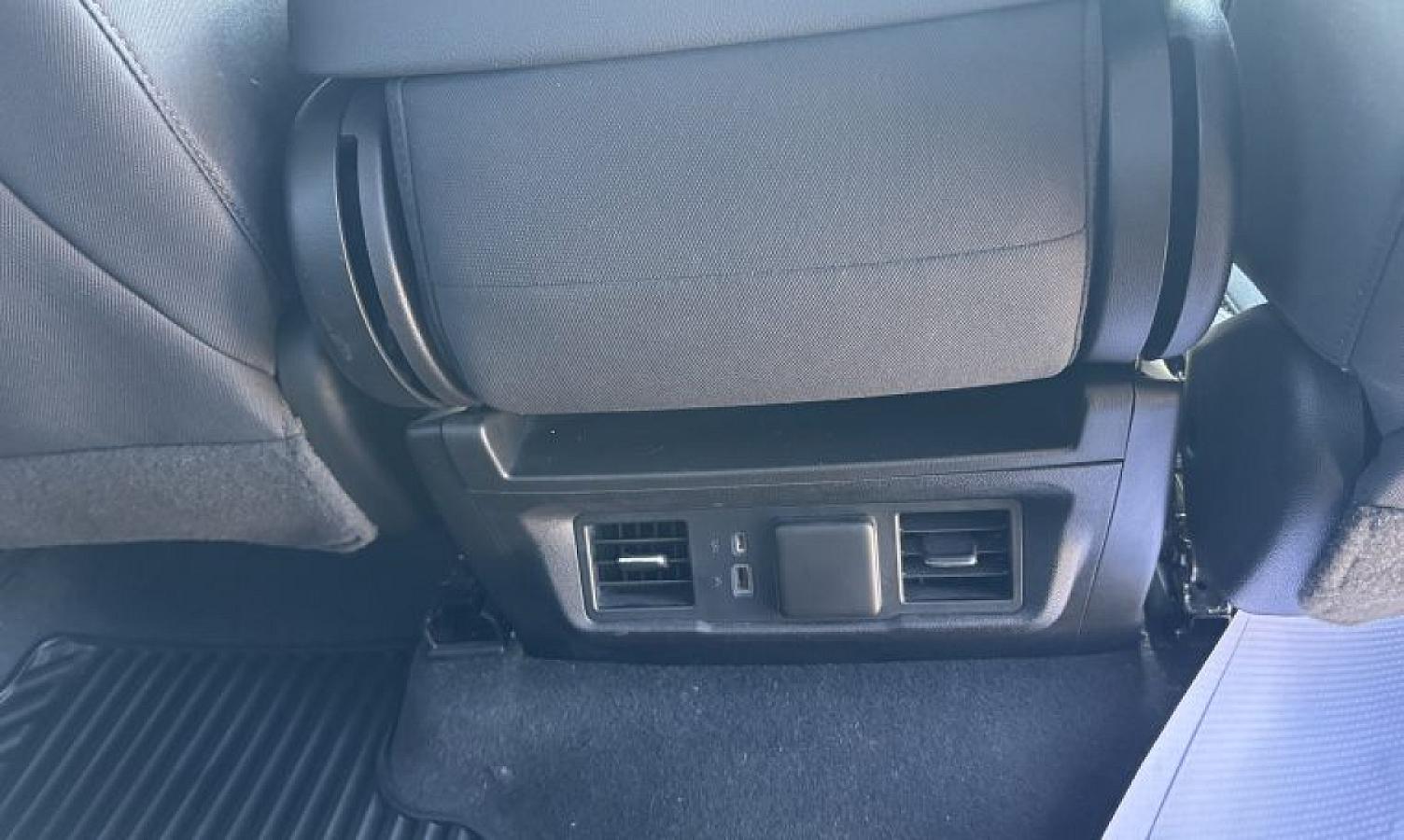 2022 Chevrolet Silverado LT - Image 19