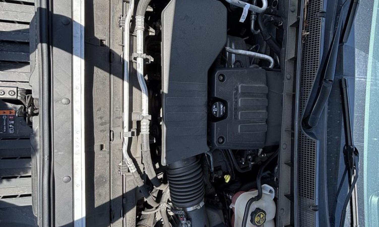 2022 Chevrolet Silverado LT - Image 20