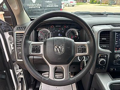 2022 RAM 1500 Classic SLT - Thumbnail 13