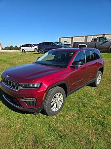 2023 Jeep Grand Cherokee Limited - Thumbnail 1
