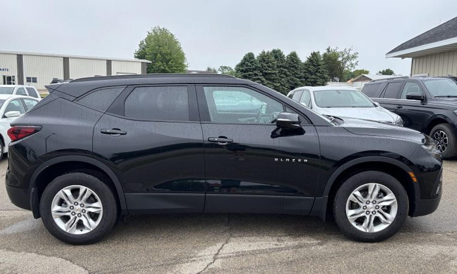2022 Chevrolet Blazer AWD - Image 3